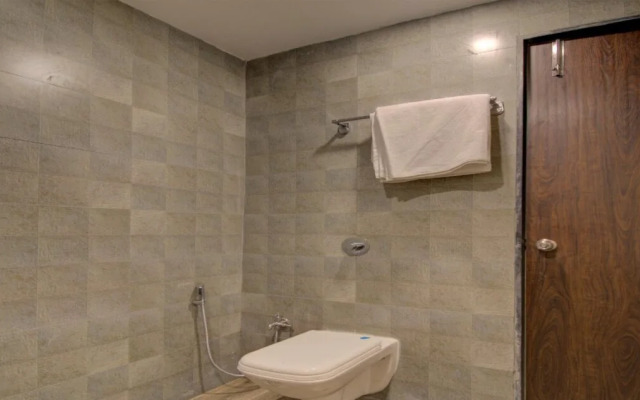 Swaroop Niwas BY OYO Rooms