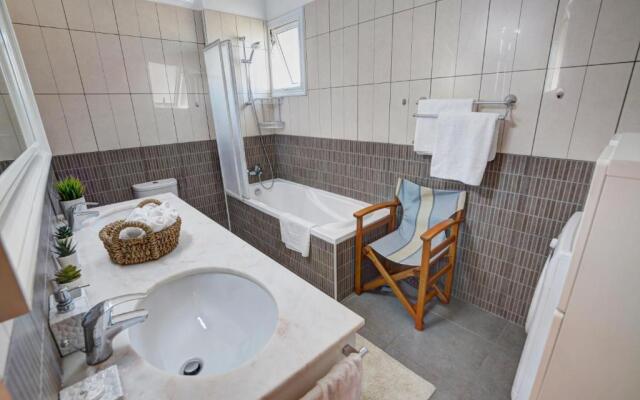 SunnyVillas: 3BR Super Cozy Villa☆Private Pool☆BBQ - Villa Falcon