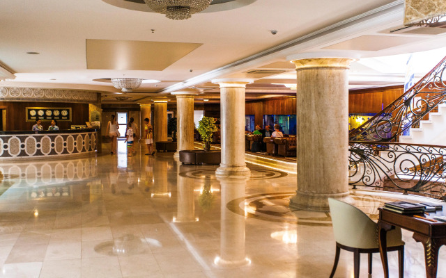 White Gold Hotel & Spa