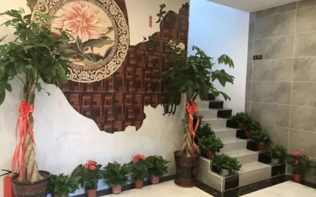 Yangshuo Qingyunge Hotel