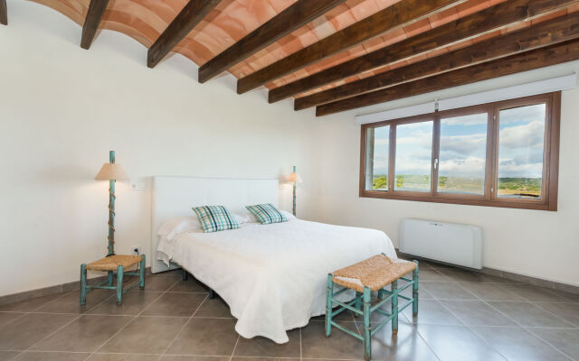 Holiday Home Sa Casa Rotja