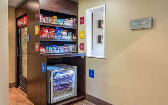 Comfort Suites Marion North