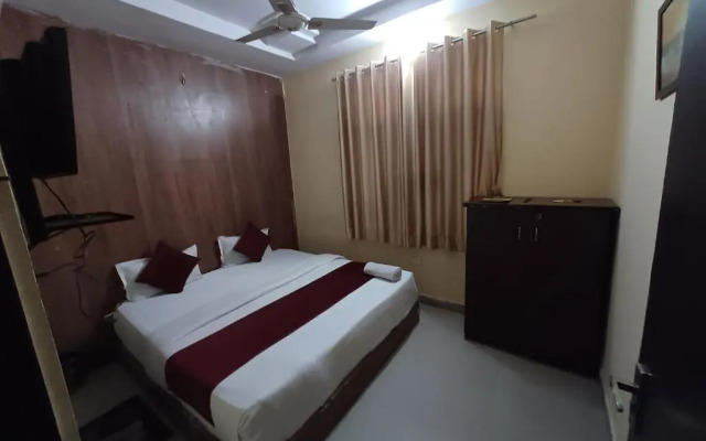 Hotel Chhavi Holidays