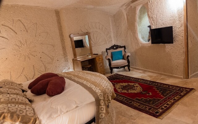 Grand Elite Cave Suites