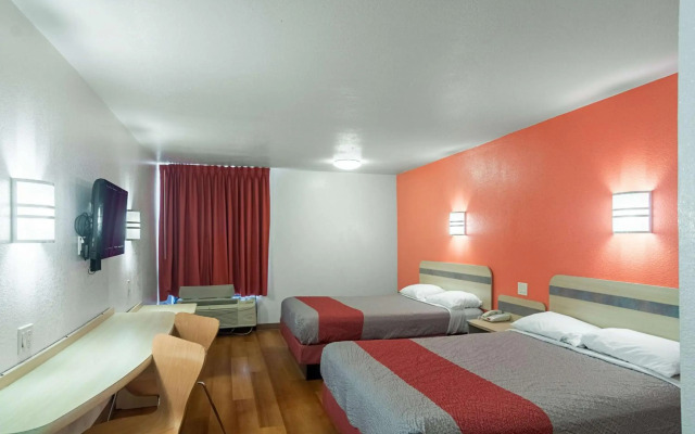 Motel 6 Oklahoma City, OK - South
