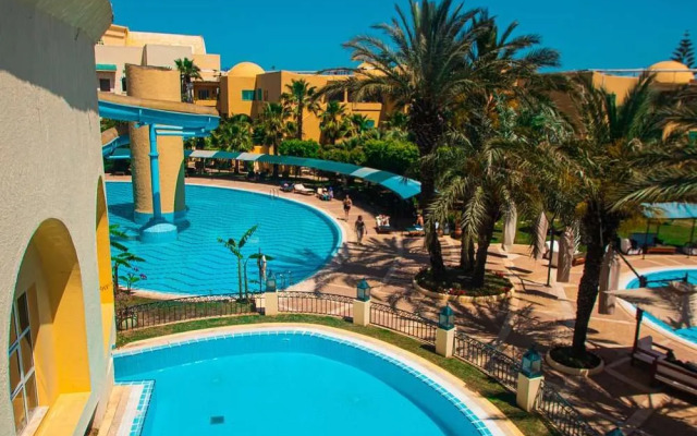 Suites hotel les charmilles & spa