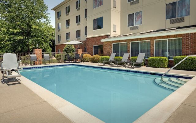 Fairfield Inn & Suites Roanoke North