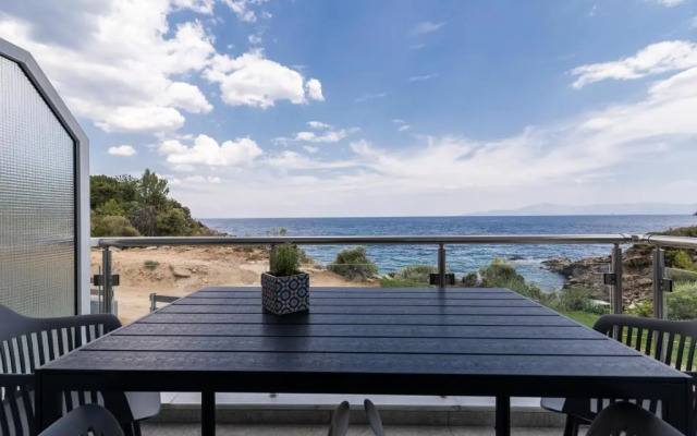 MG Villas & Suites