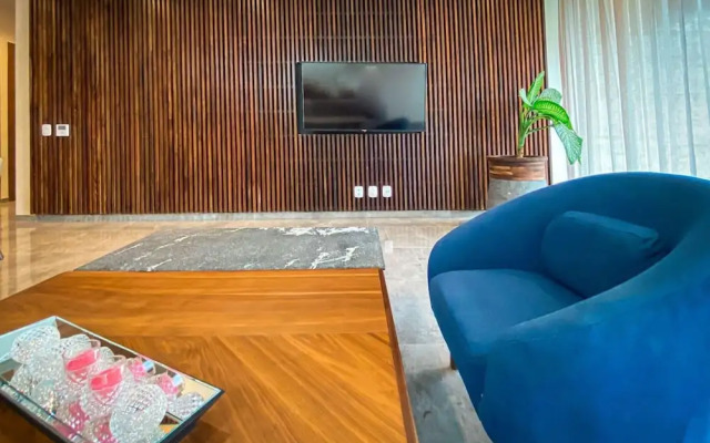Blending Relaxation Sophistication 3 Bedroom Penthouse With Private Jacuzzi
