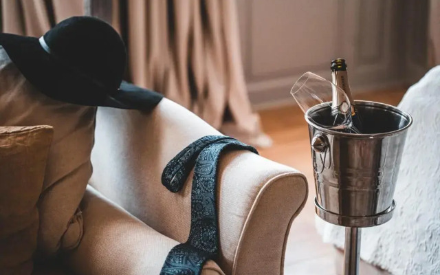 Room42 - Suites & Apartments