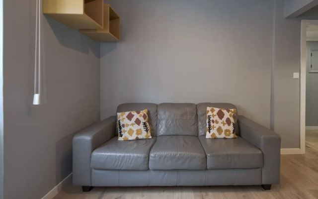 Jamor Terrace by Homing