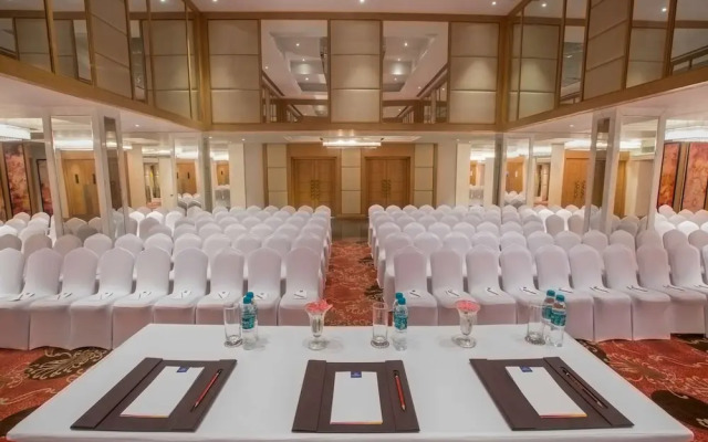Singhania Sarovar Portico Raipur