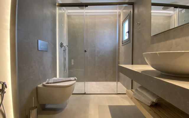 Blue Aegean Hotel & Suites