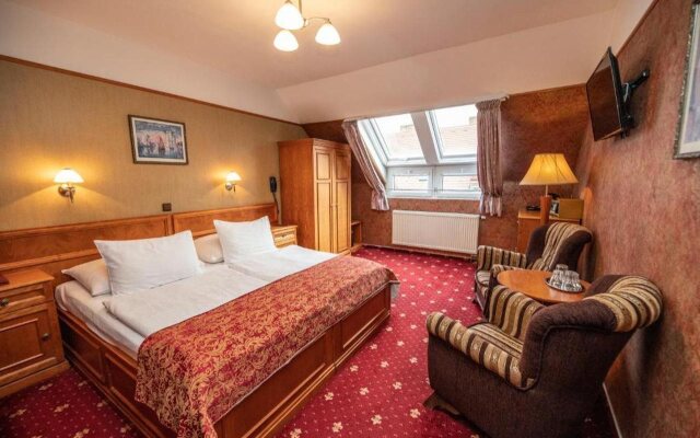 Old Prague Hotel
