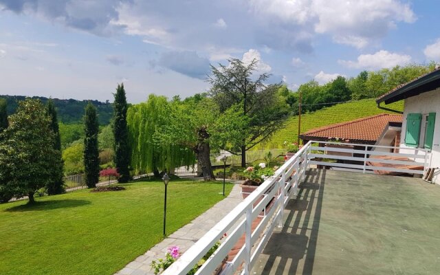 Apartment with 2 Bedrooms in San Paolo Solbrito, Asti, with Wonderful Mountain View, Pool Access, Enclosed Garden