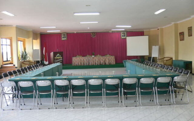 Blessing Hills Family Resort & Hotel