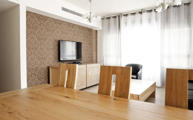 Sunshine Suites