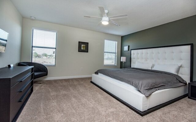 6bed 4Ba Villa Game Room Pool Spa