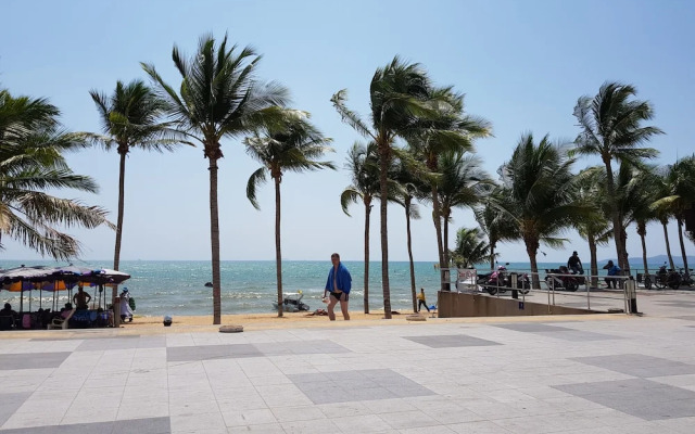 Ons Moeder Restaurant Guesthouse - 6 50 Meters to the Beach