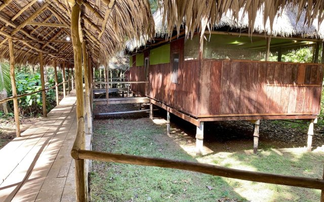 Yacumama Lodge & Excursions