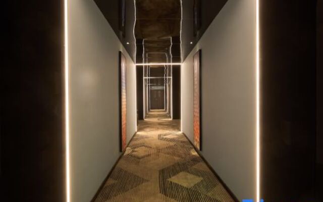 OASIS Zijinghua Hotel (Yongzhou Lengshuitan)