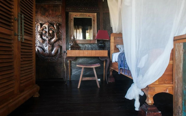 Most Exotic Beachfront Villa Keong