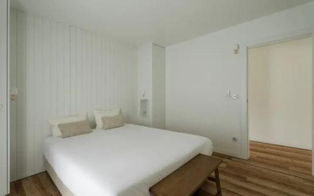 Imago Houses 2 - by MET