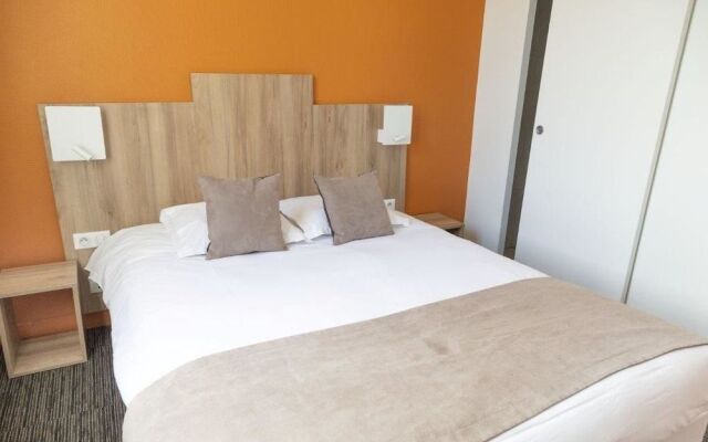 Logis Hôtel Restaurant Maison Voltaire