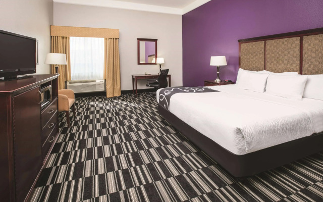 Baymont by Wyndham Dallas South-DeSoto