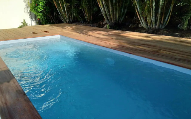 Maison avec piscine à 80 mètres de la plage