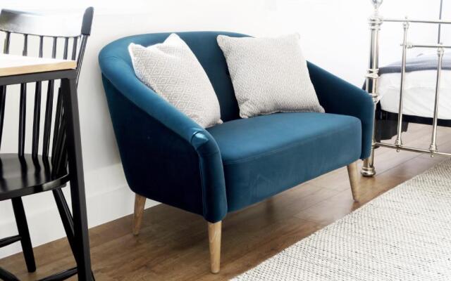 The Annexe - Private, Self-Contained with Parking (Adults Only)