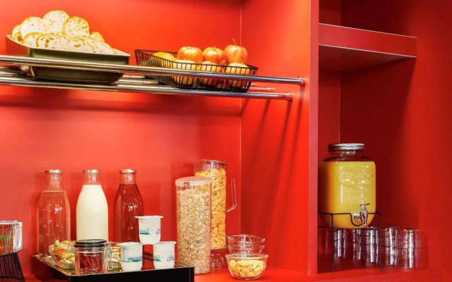 hotelF1 Paris Porte de Montreuil