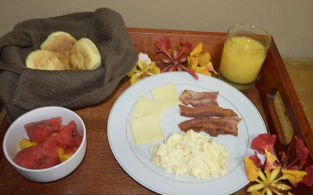 GM Suites Bed & Breakfast