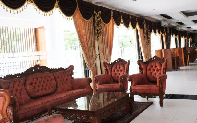 Front One Resort Yogyakarta