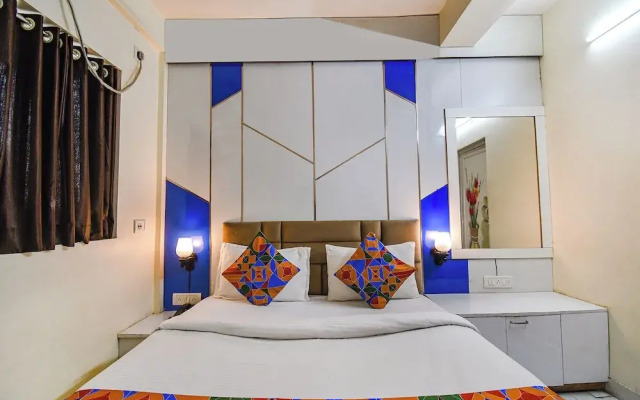 Hotel Green Leaf by Stays Easy