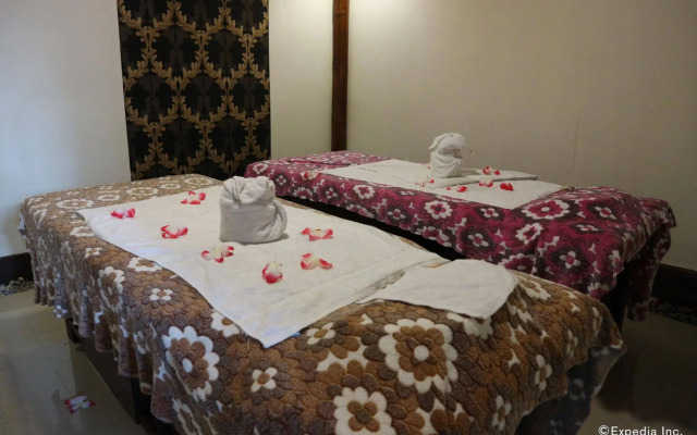 Tia Mer's Guest House