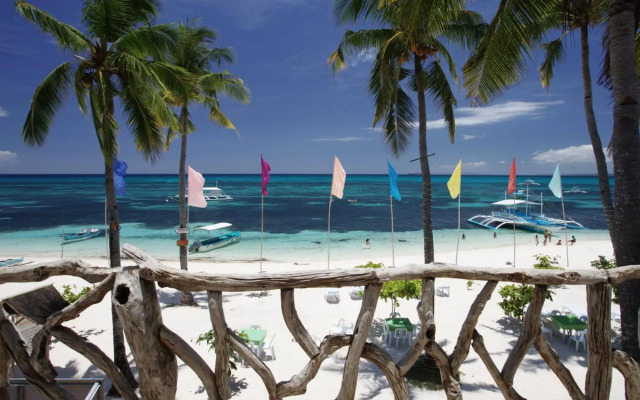 Malapascua Legend Water Sports & Resort