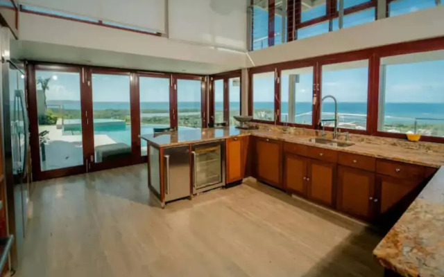 Beachside Getaway Suites