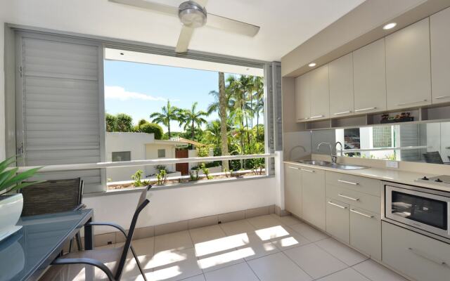 Seascape Holidays - Club Tropical Apts