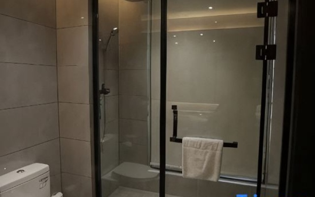 Qianhu Hotel
