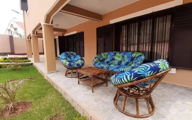 villa luxueuse et meublée plus de 280 m²