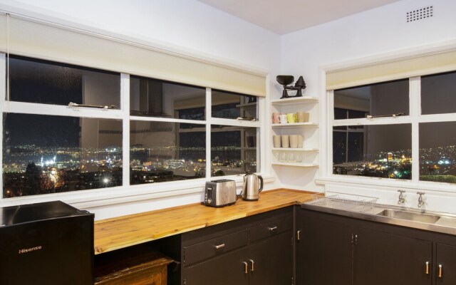 Lofty Views - City Stunner