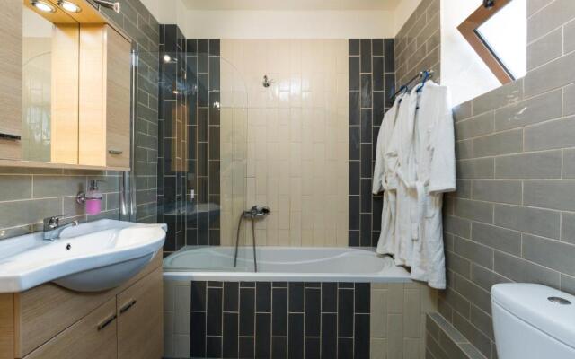 Dimokritos Villas, a homestay experience, By ThinkVilla