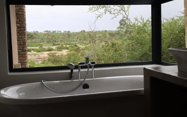 Manzini River House
