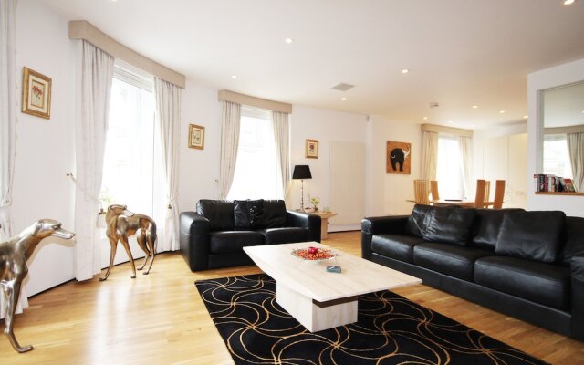 93A Grey Street Apartments