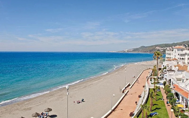 Perla Marina Hotel & Apartamentos