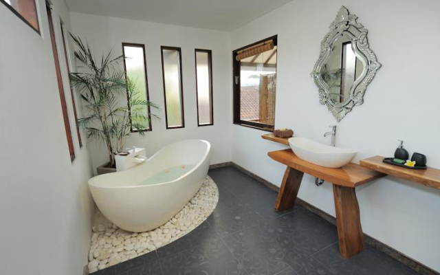 The Lane Villa
