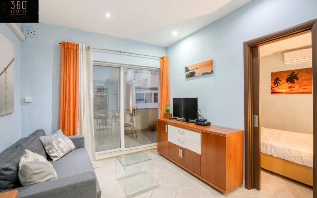 Lovely, comfortable 1BR APT just off the promenade by 360 Estates