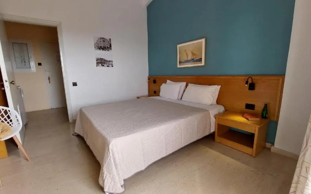 Elite Corfu - Adults Friendly