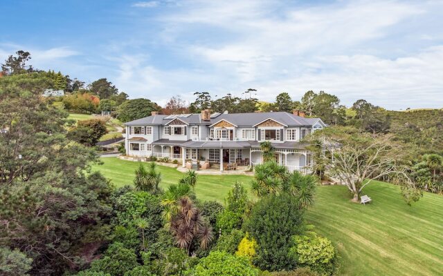 Matauwhi Bay Manor